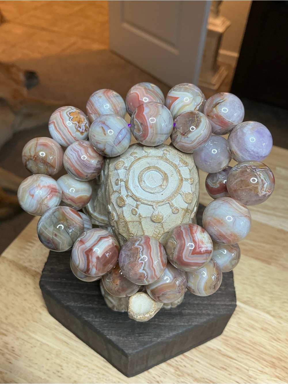 Sedona Silk ✨Aurora Agate with Amethyst 16mm - Picture 3 of 5